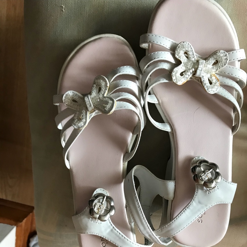 Girls white sandles